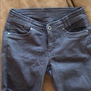 Kuhl Grey Jeans size 6 short- 28” inseam